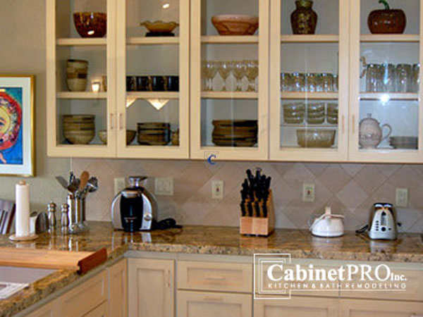 Cabinet Door Refacing Grayslake, IL - Refacing Pros, Inc.